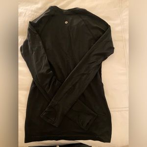 Black Swiftly Tech Lululemon Longsleeve